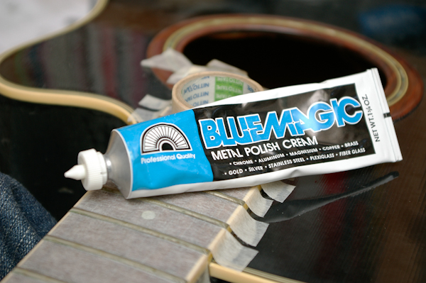ブルーマジックでギターのフレット磨きをすると・・・